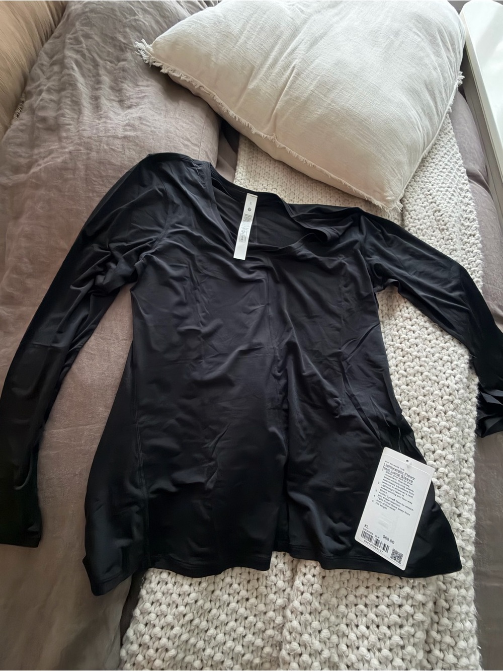 lululemon athletica Black Long Sleeve Scoop Neck Shirt